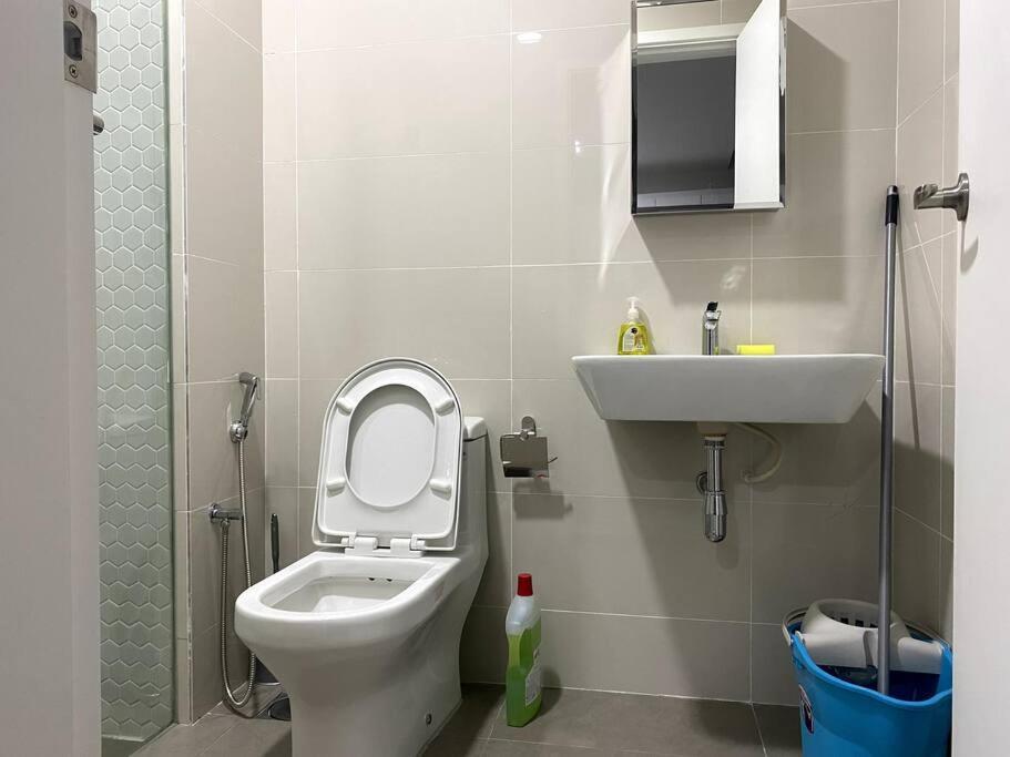 Lucky Continew Residence 1 Bedroom - Trx Kl 쿠알라룸푸르 외부 사진
